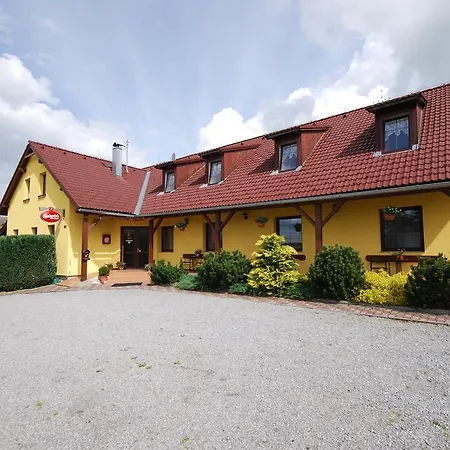 Гостевой дом Penzion Lipno Jantar 3*